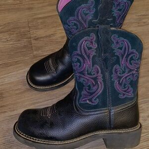 Ariat Fatbaby Western Boots Black with Purple & Pink Embroidered – US 9B